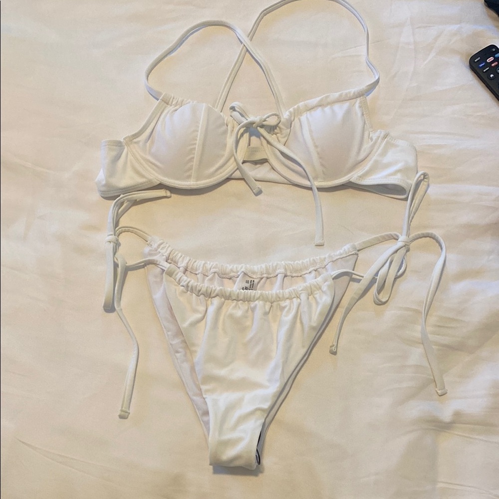 SHEIN Elegant White Bikini Set